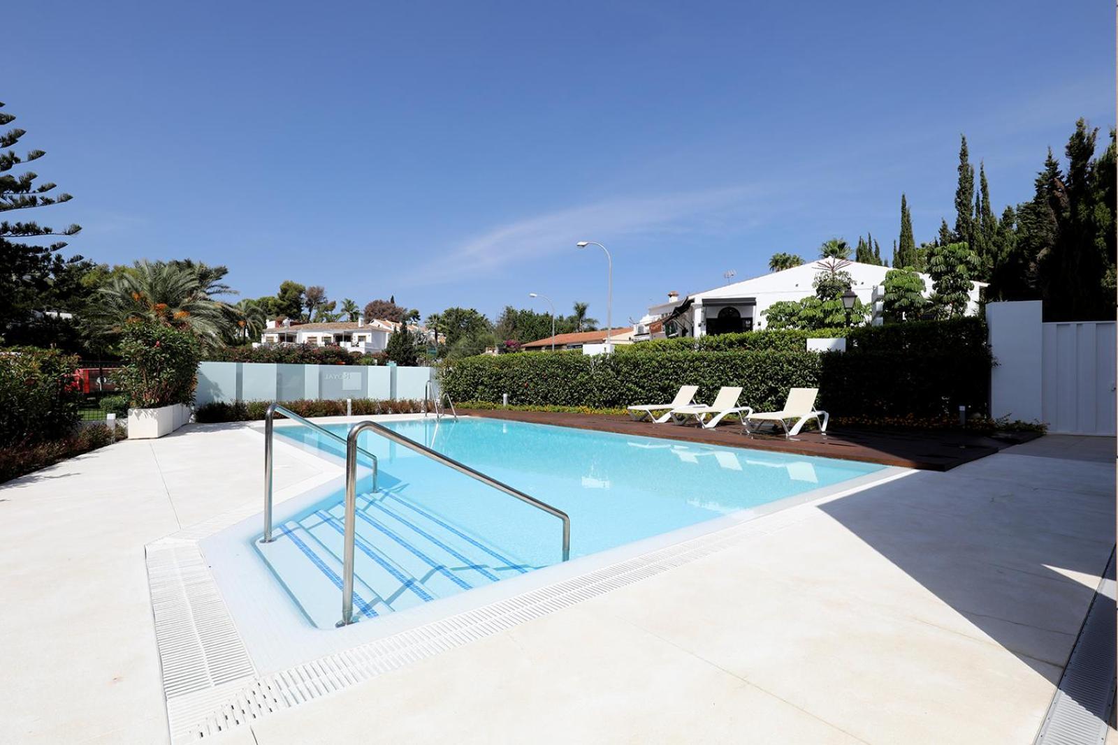 Penthouse - Royal Banus Apartamento *