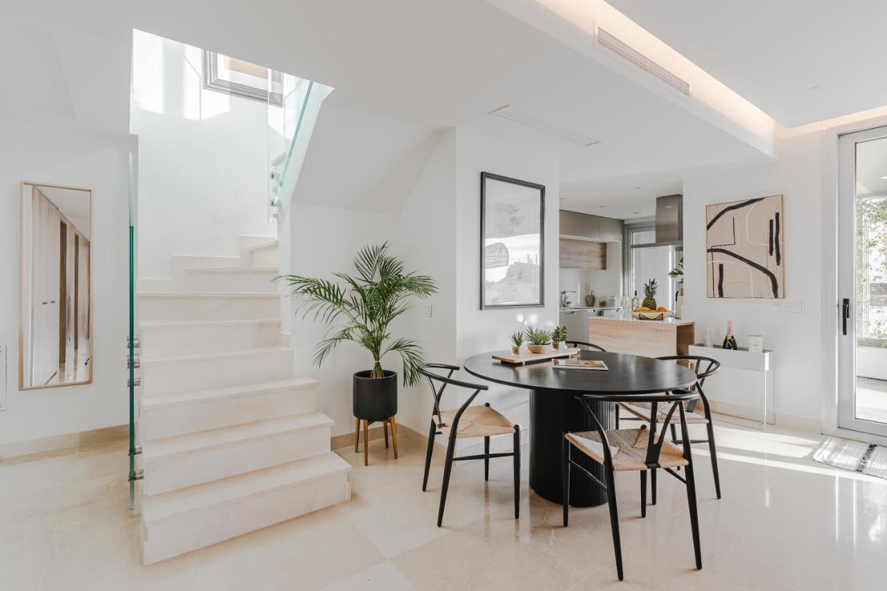 Penthouse - Royal Banus *